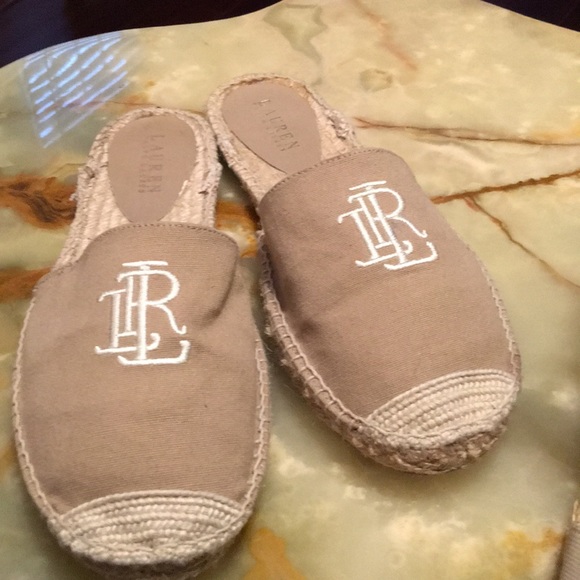 Three Ralph Lauren Sandals 👡 - Picture 5 of 11